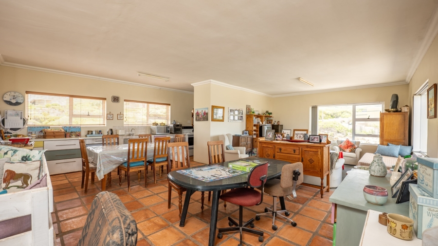 3 Bedroom Property for Sale in Struisbaai Western Cape